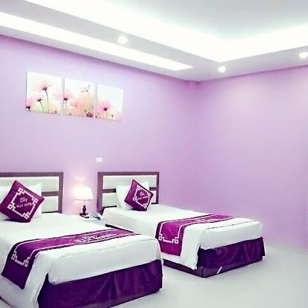 Elly Hotel Hanoi Exterior photo